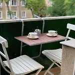Cozy 1bd With Free Parking In The Area By Flat Mаnager Διαμέρισμα